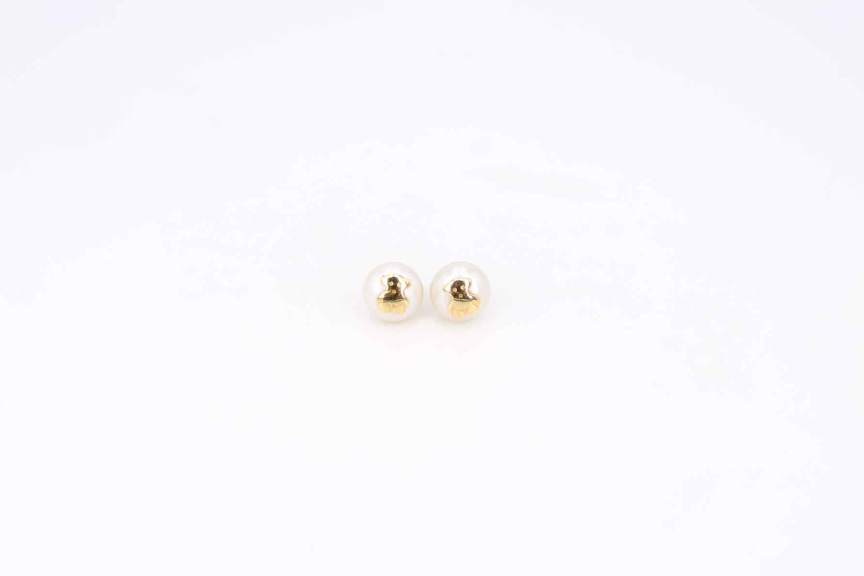 Pendiente de oro de 18k. de segunda mano. Joyería de ocasión | ROYALHYSTERIA