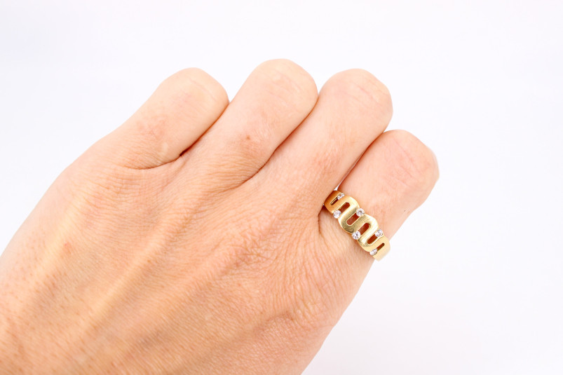 Anillo de oro de 18k. de segunda mano. Joyería de ocasión | ROYALHYSTERIA