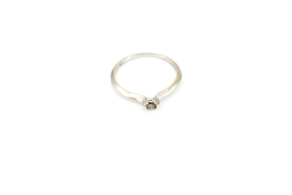 Alianza de oro blanco de 18k. de segunda mano. Joyería de ocasión | ROYALHYSTERIA
