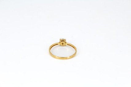 Anillo de oro de 18k. de segunda mano. Joyería de ocasión | ROYALHYSTERIA