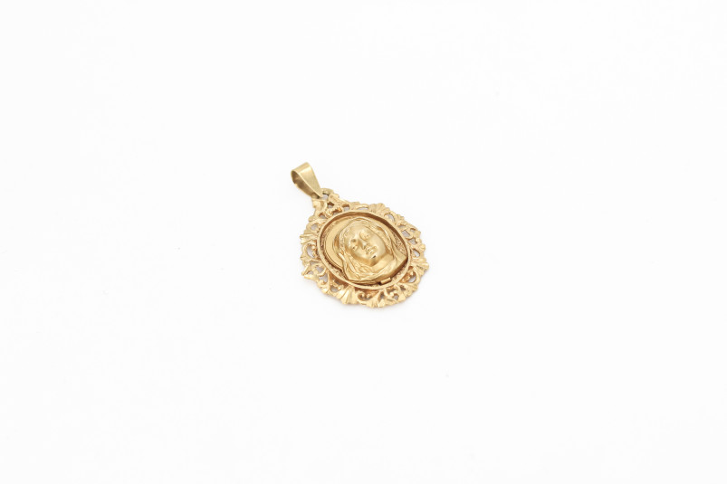 Colgante de oro de 18k. de segunda mano. Joyería de ocasión | ROYALHYSTERIA