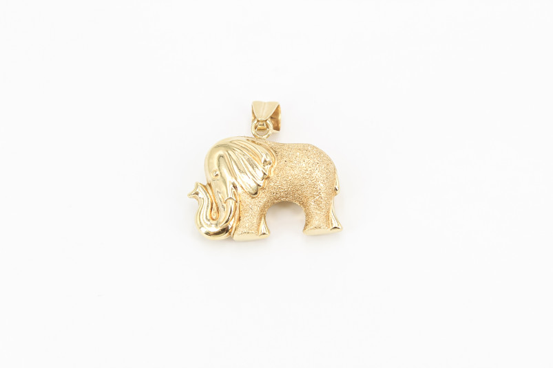 Colgante de oro de 18k. de segunda mano. Joyería de ocasión | ROYALHYSTERIA