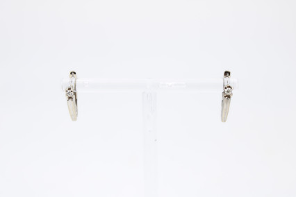 Pendiente de oro blanco de 14k. de segunda mano. Joyería de ocasión | ROYALHYSTERIA