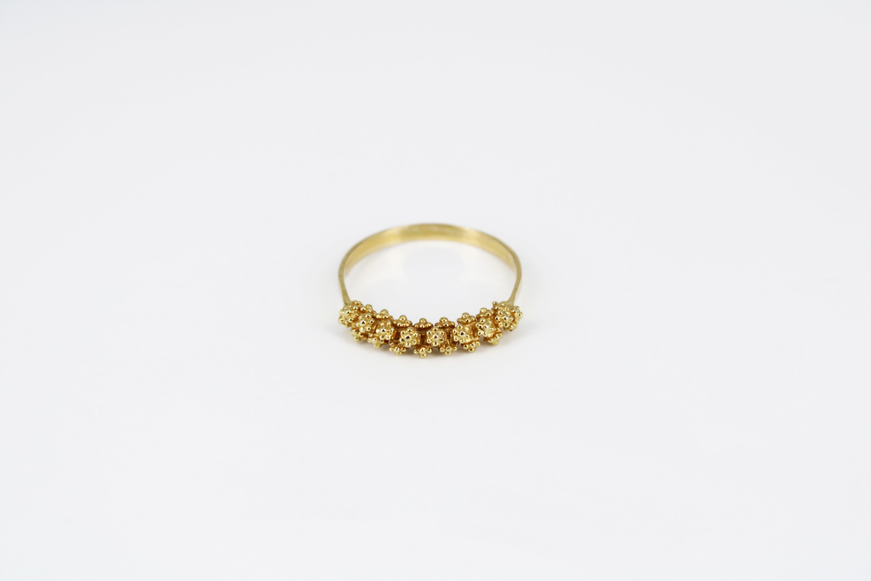 Anillo de oro de 18k. de segunda mano. Joyería de ocasión | ROYALHYSTERIA