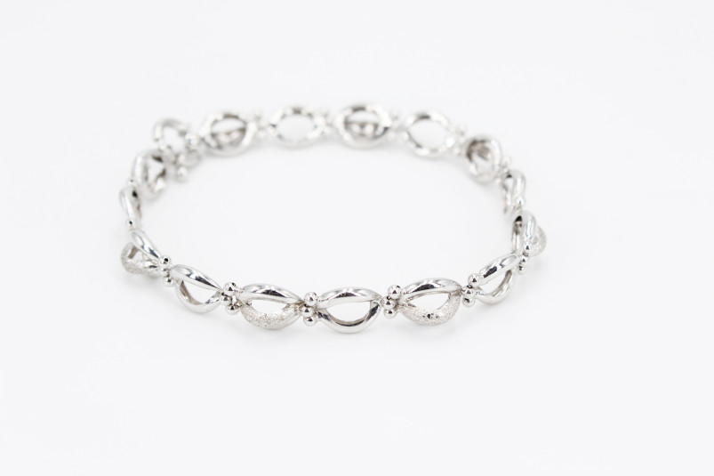 Pulsera de oro blanco de 18k. de segunda mano. Joyería de ocasión | ROYALHYSTERIA