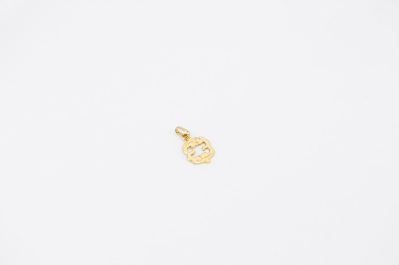 Colgante de oro de 18k. de segunda mano. Joyería de ocasión | ROYALHYSTERIA