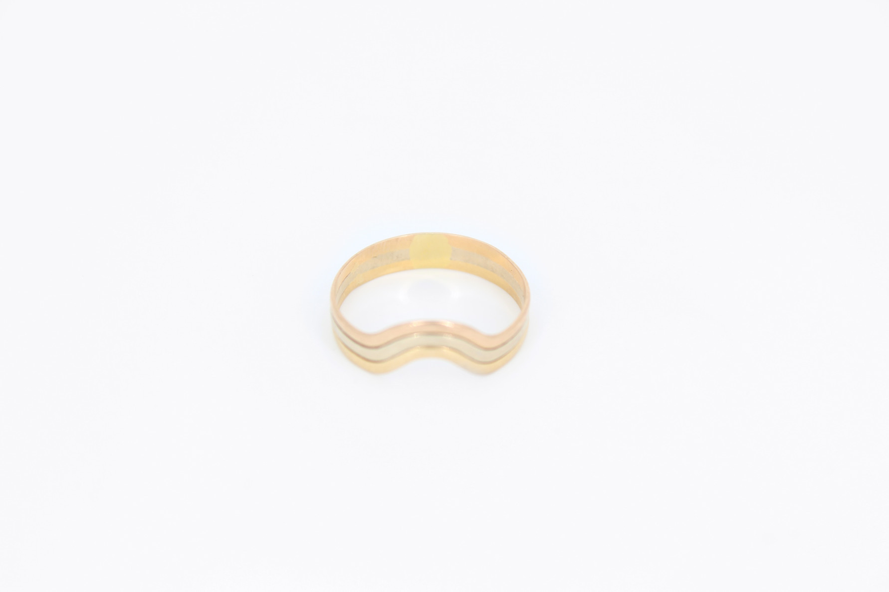 Anillo de oro combinado de 18k. de segunda mano. Joyería de ocasión | ROYALHYSTERIA