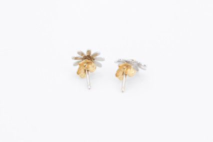 Pendiente de oro combinado de 18k. de segunda mano. Joyería de ocasión | ROYALHYSTERIA