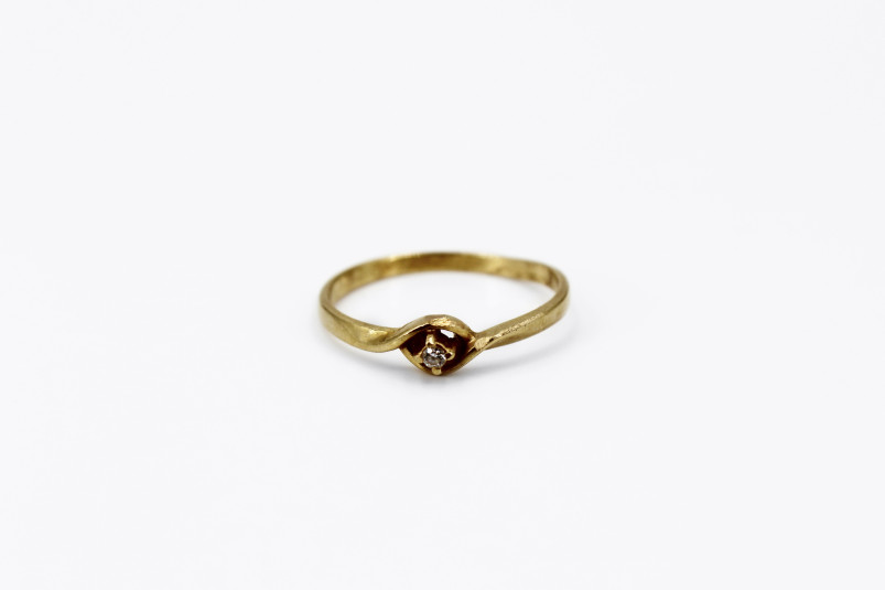 Anillo de oro de 18k. de segunda mano. Joyería de ocasión | ROYALHYSTERIA