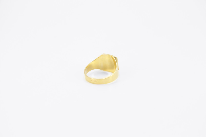 Sello de oro de 18k. de segunda mano. Joyería de ocasión | ROYALHYSTERIA