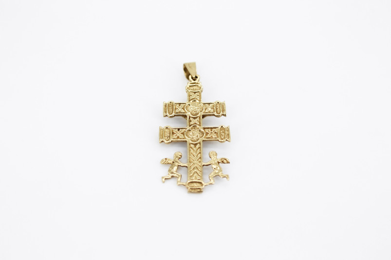 Cruz de oro de 18k. de segunda mano. Joyería de ocasión | ROYALHYSTERIA