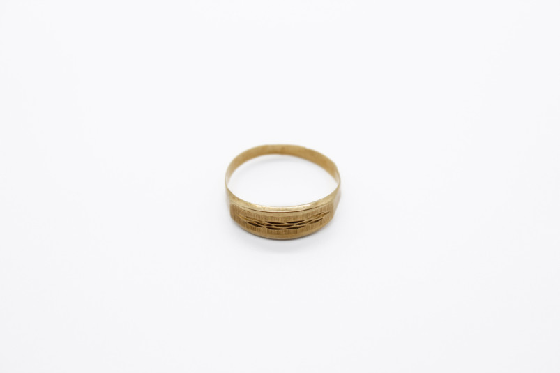 Anillo de oro de 18k. de segunda mano. Joyería de ocasión | ROYALHYSTERIA