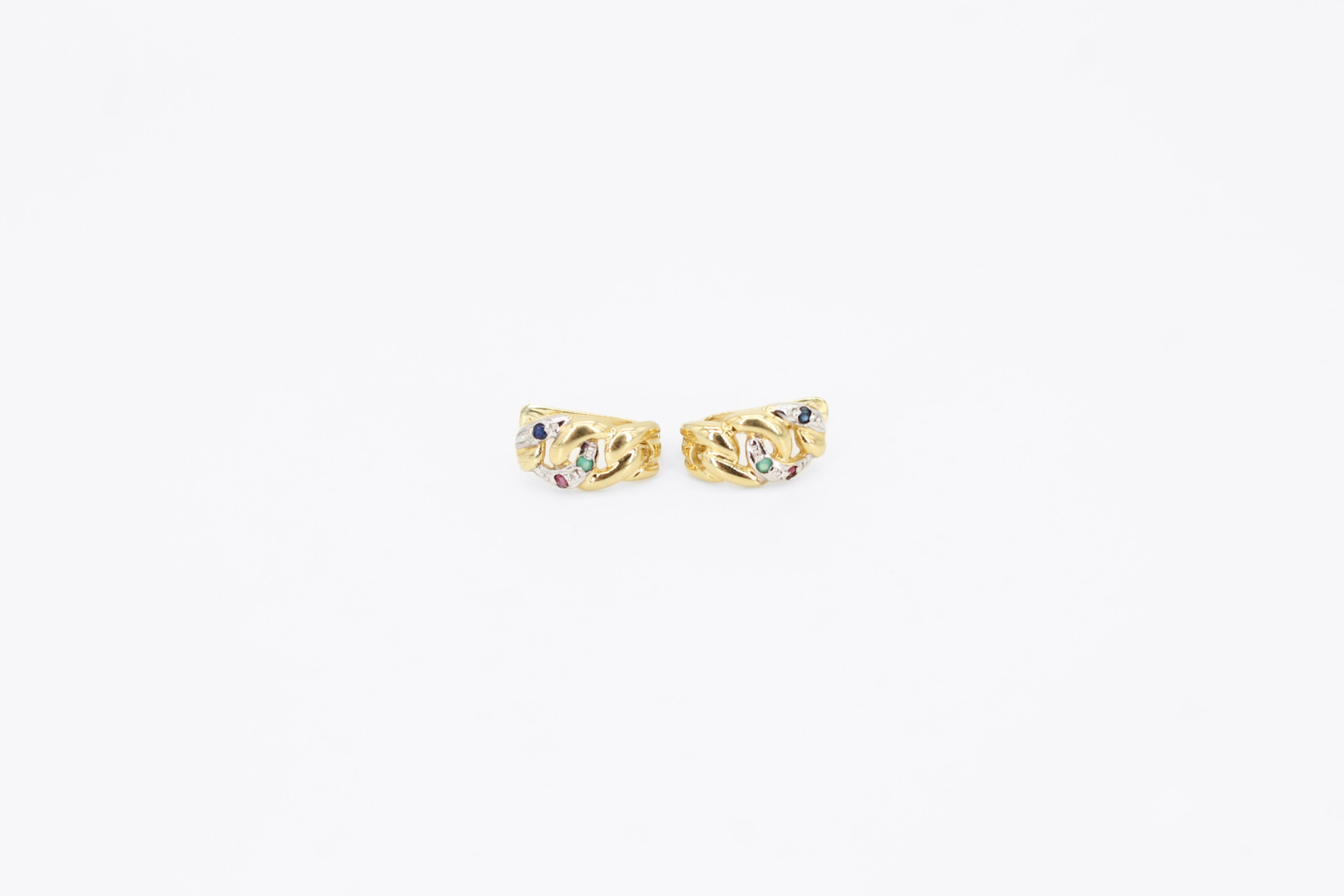 Pendiente de oro de 18k. de segunda mano. Joyería de ocasión | ROYALHYSTERIA