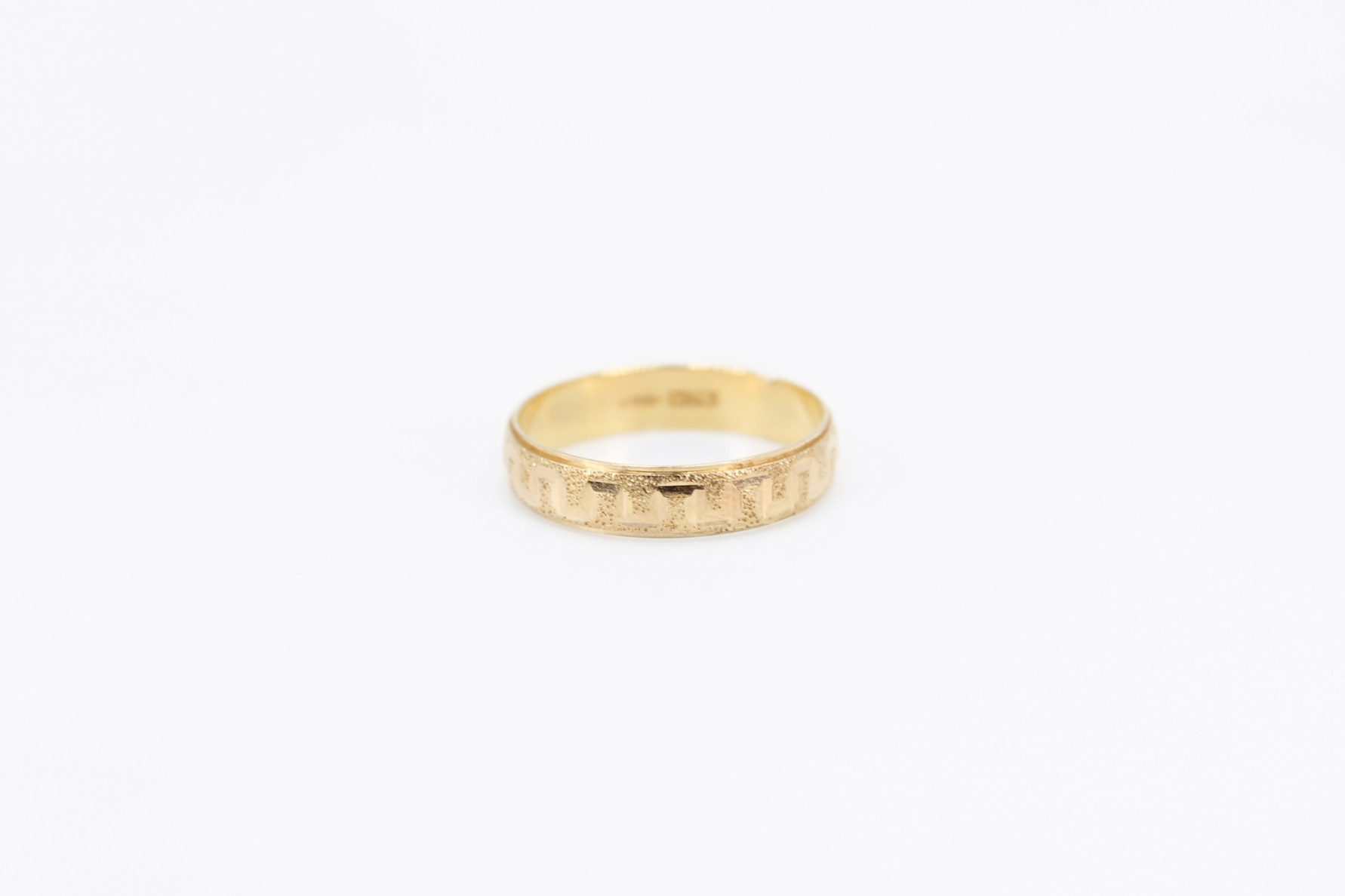 Anillo de oro de 18k. de segunda mano. Joyería de ocasión | ROYALHYSTERIA