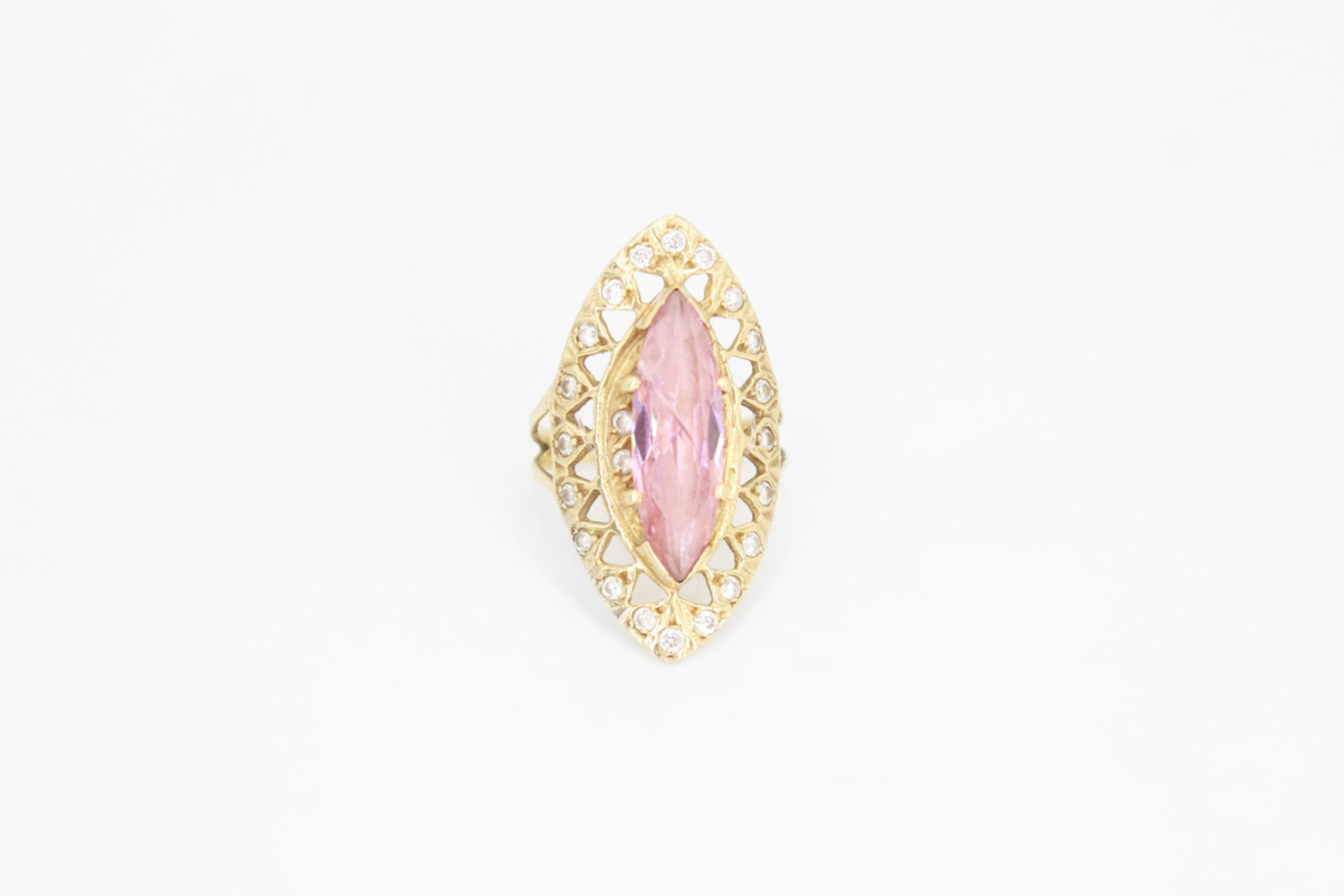 Anillo de oro de 18k. de segunda mano. Joyería de ocasión | ROYALHYSTERIA