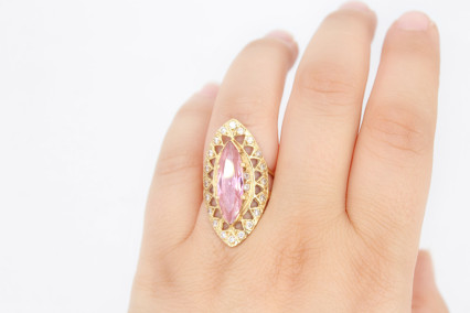Anillo de oro de 18k. de segunda mano. Joyería de ocasión | ROYALHYSTERIA