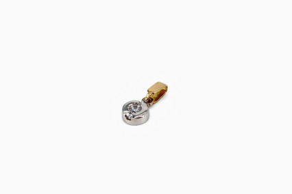 Colgante de oro combinado de 18k con diamantes. de segunda mano. Joyería de ocasión | ROYALHYSTERIA