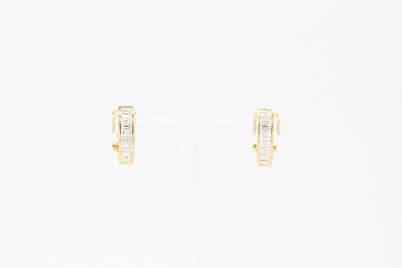 Pendiente de oro de 18k. de segunda mano. Joyería de ocasión | ROYALHYSTERIA