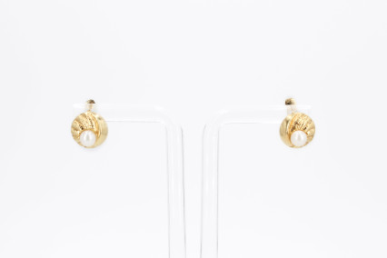 Pendiente de oro de 18k. de segunda mano. Joyería de ocasión | ROYALHYSTERIA