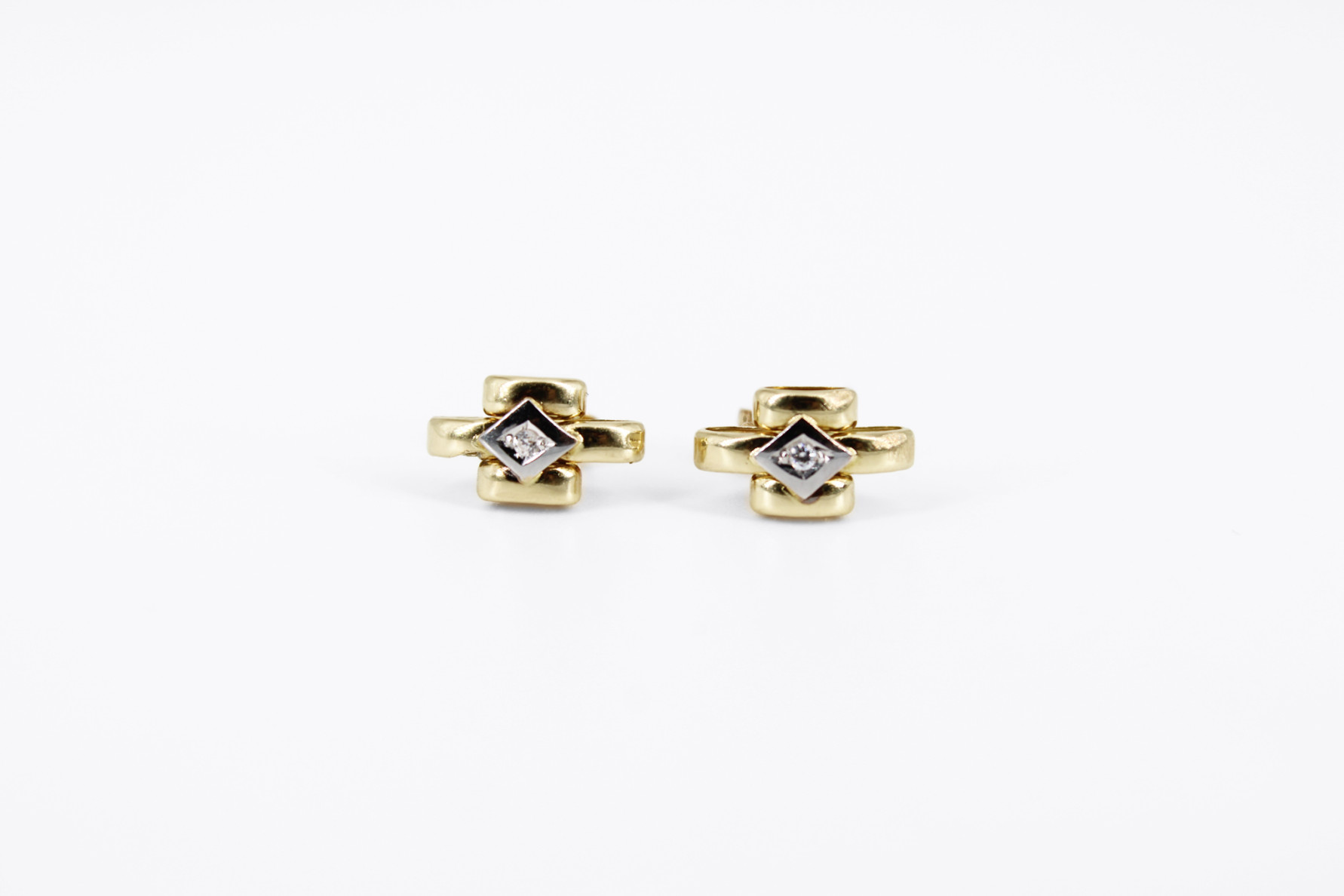 Pendiente de oro combinado de 18k. de segunda mano. Joyería de ocasión | ROYALHYSTERIA