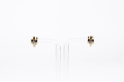 Pendiente de oro combinado de 18k. de segunda mano. Joyería de ocasión | ROYALHYSTERIA
