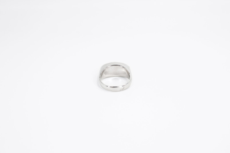 Anillo de oro blanco de 18k con diamantes. de segunda mano. Joyería de ocasión | ROYALHYSTERIA