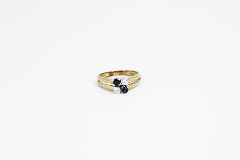 Anillo de oro combinado de 18k con diamantes. de segunda mano. Joyería de ocasión | ROYALHYSTERIA