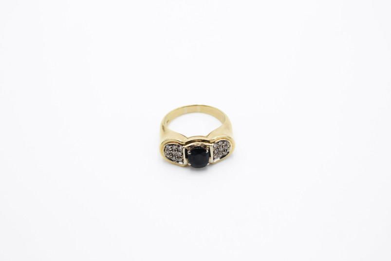 Anillo de oro de 18k. de segunda mano. Joyería de ocasión | ROYALHYSTERIA