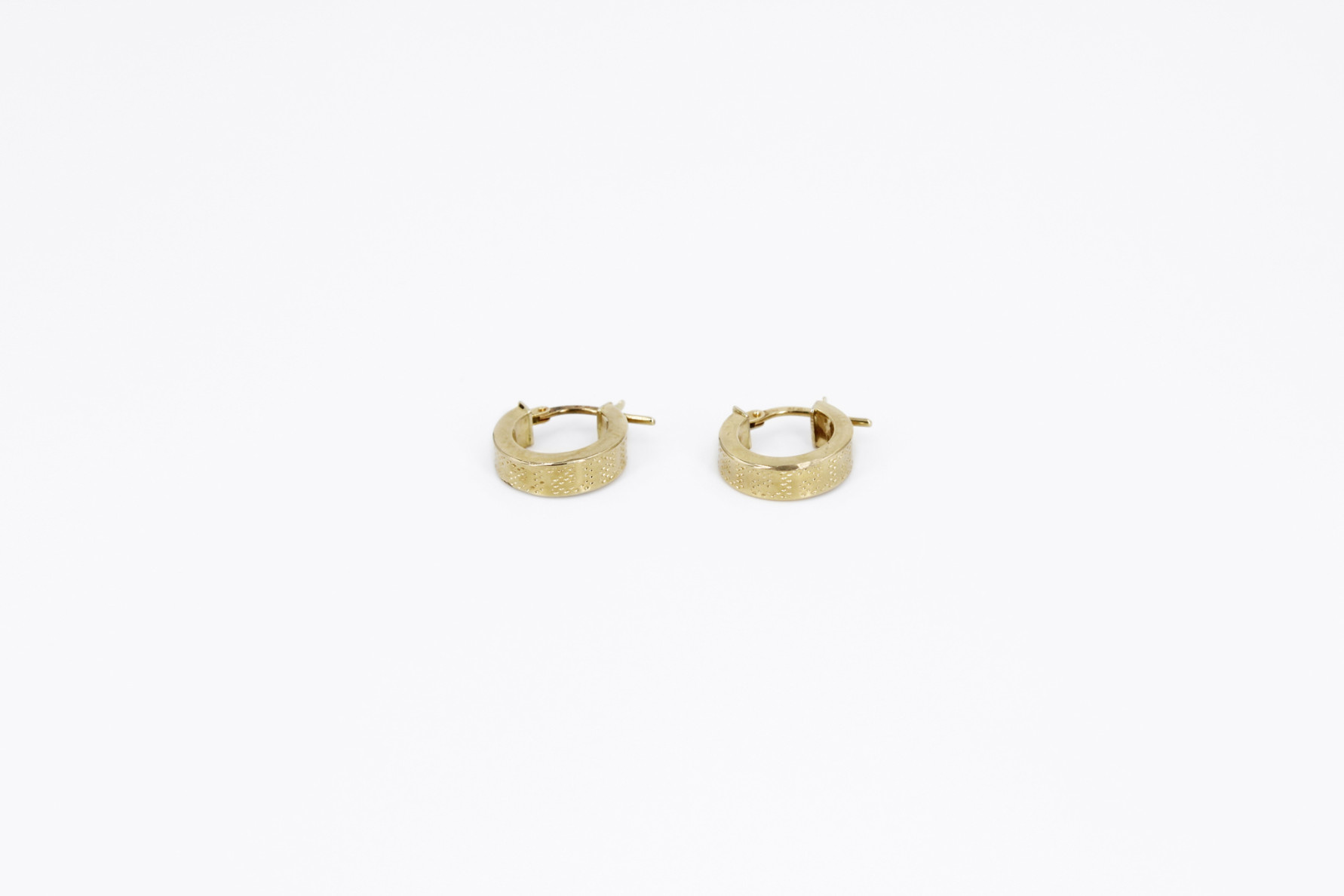 Aro de oro de 18k. de segunda mano. Joyería de ocasión | ROYALHYSTERIA
