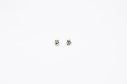 Pendiente de oro blanco de 18k con diamantes. de segunda mano. Joyería de ocasión | ROYALHYSTERIA