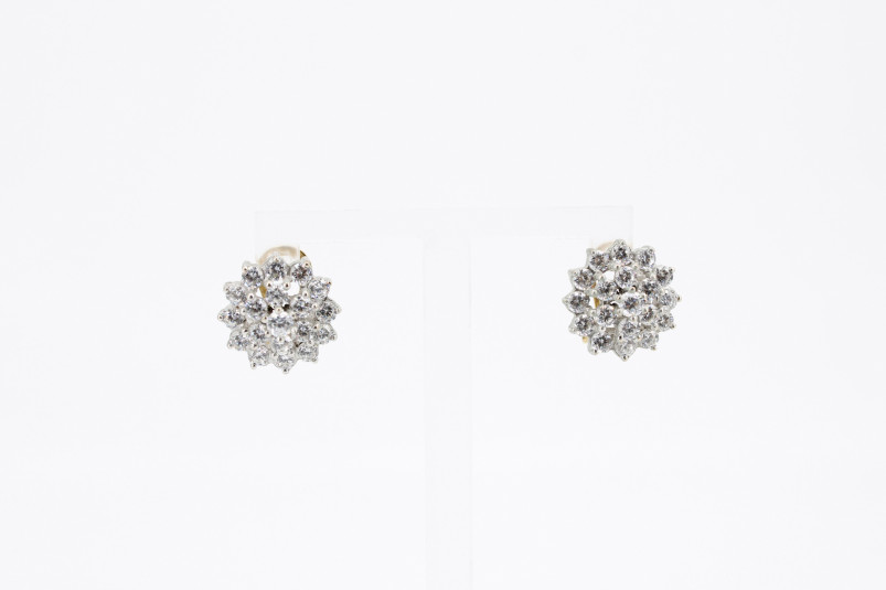 Pendiente de oro combinado de 18k. de segunda mano. Joyería de ocasión | ROYALHYSTERIA