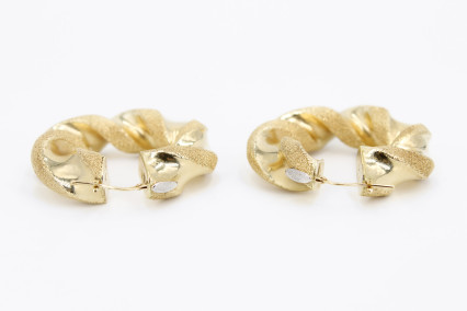 Aro de oro de 18k. de segunda mano. Joyería de ocasión | ROYALHYSTERIA