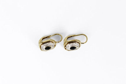 Pendiente de oro combinado de 18k. de segunda mano. Joyería de ocasión | ROYALHYSTERIA