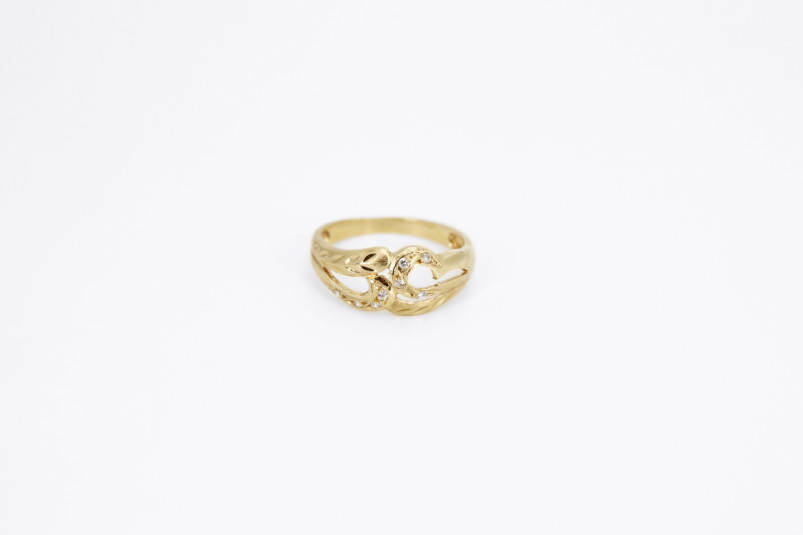 Anillo de oro de 18k. de segunda mano. Joyería de ocasión | ROYALHYSTERIA