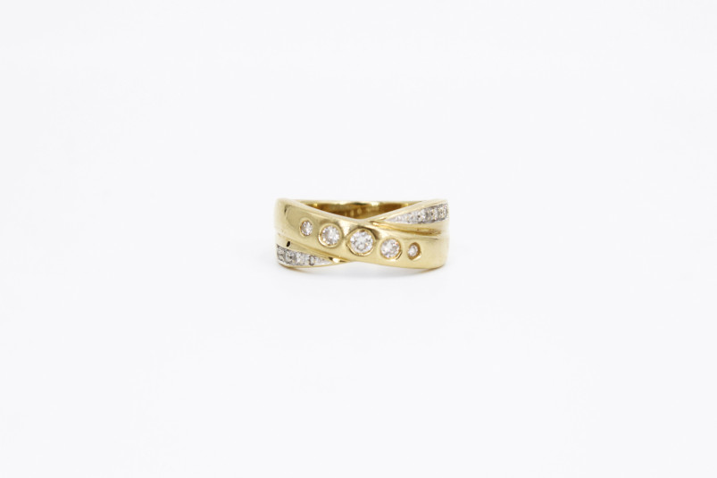 Anillo de oro de 18k con diamantes. de segunda mano. Joyería de ocasión | ROYALHYSTERIA