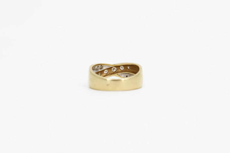 Anillo de oro de 18k con diamantes. de segunda mano. Joyería de ocasión | ROYALHYSTERIA