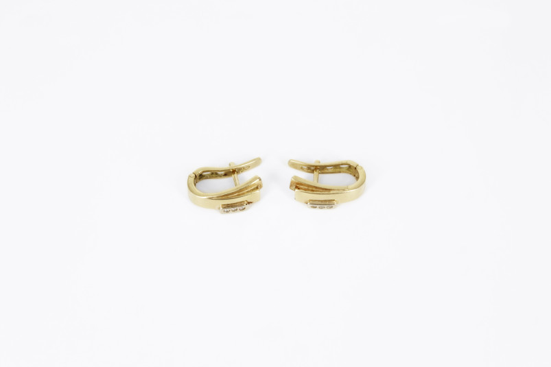 Pendiente de oro de 18k. de segunda mano. Joyería de ocasión | ROYALHYSTERIA