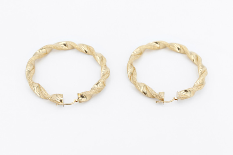 Aro de oro de 18k. de segunda mano. Joyería de ocasión | ROYALHYSTERIA