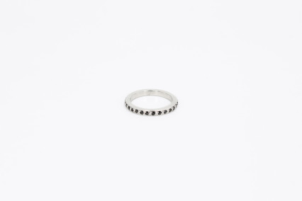 Anillo de oro blanco de 18k. de segunda mano. Joyería de ocasión | ROYALHYSTERIA