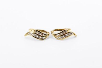 Pendiente de oro de 18k. de segunda mano. Joyería de ocasión | ROYALHYSTERIA