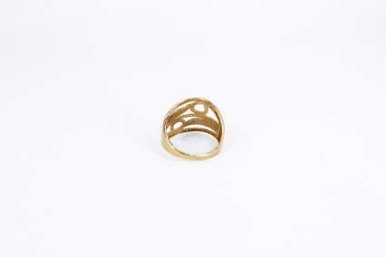 Anillo de oro de 18k. de segunda mano. Joyería de ocasión | ROYALHYSTERIA