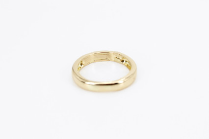 Anillo de oro de 18k. de segunda mano. Joyería de ocasión | ROYALHYSTERIA
