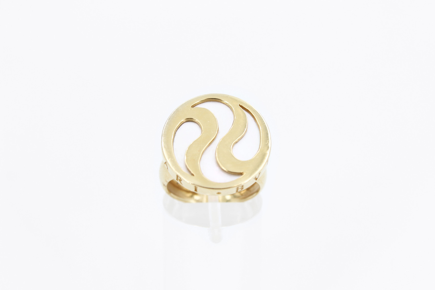 Anillo de oro de 18k. de segunda mano. Joyería de ocasión | ROYALHYSTERIA