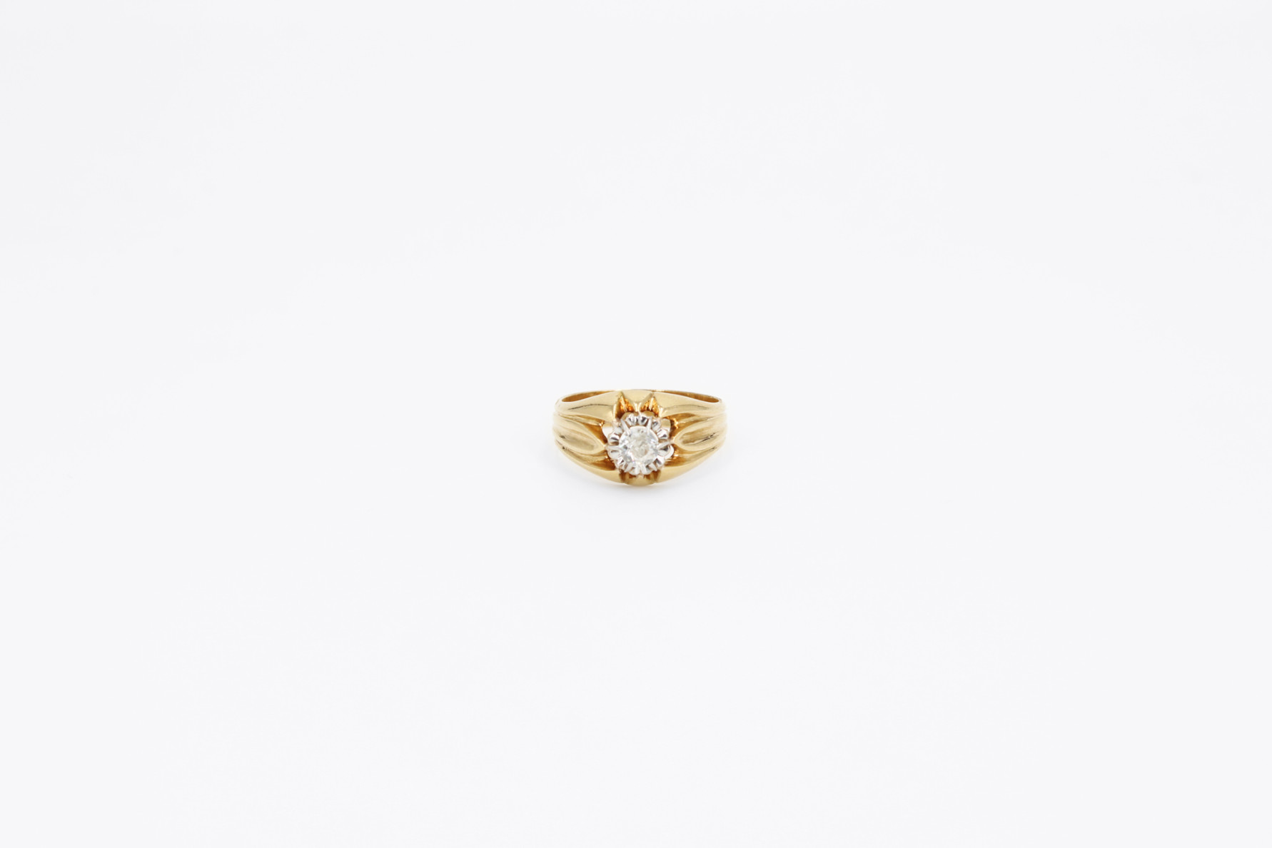 Anillo de oro de 18k con diamantes. de segunda mano. Joyería de ocasión | ROYALHYSTERIA