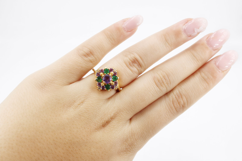 Anillo de oro de 18k. de segunda mano. Joyería de ocasión | ROYALHYSTERIA