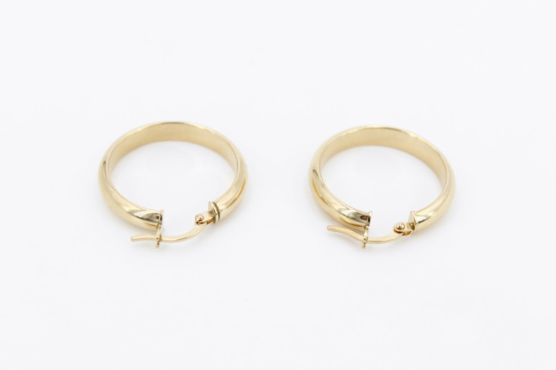 Aro de oro de 18k. de segunda mano. Joyería de ocasión | ROYALHYSTERIA