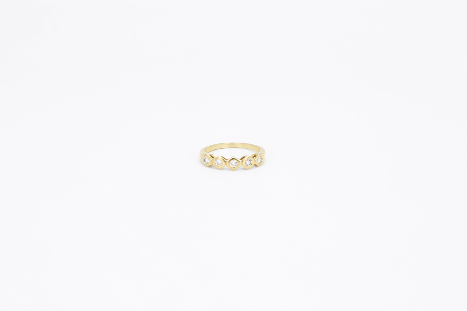 Anillo de oro de 18k con diamantes. de segunda mano. Joyería de ocasión | ROYALHYSTERIA