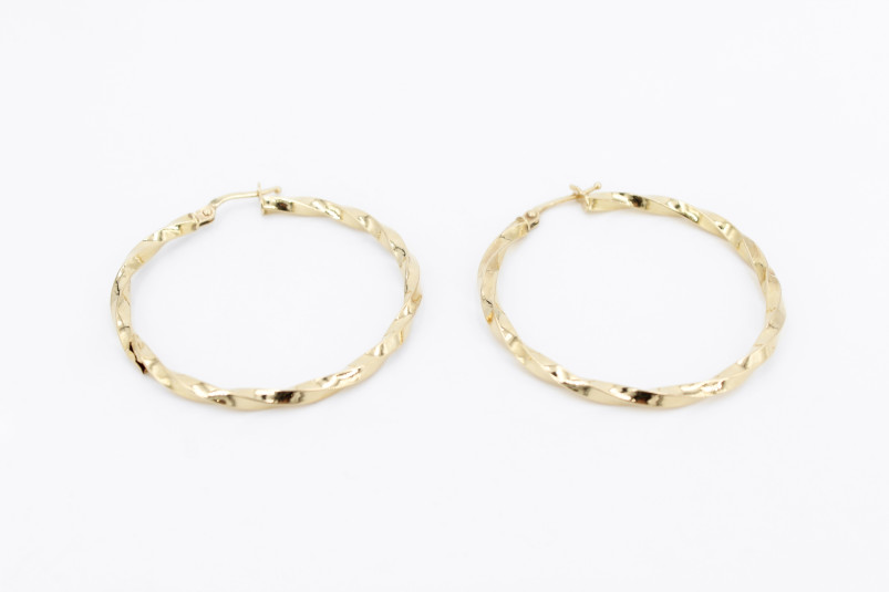 Aro de oro de 18k. de segunda mano. Joyería de ocasión | ROYALHYSTERIA