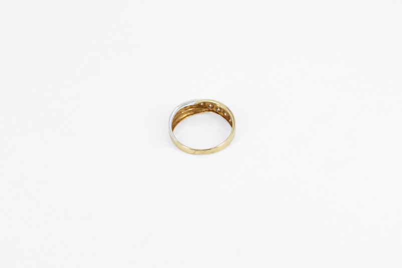 Anillo de oro combinado de 18k. de segunda mano. Joyería de ocasión | ROYALHYSTERIA