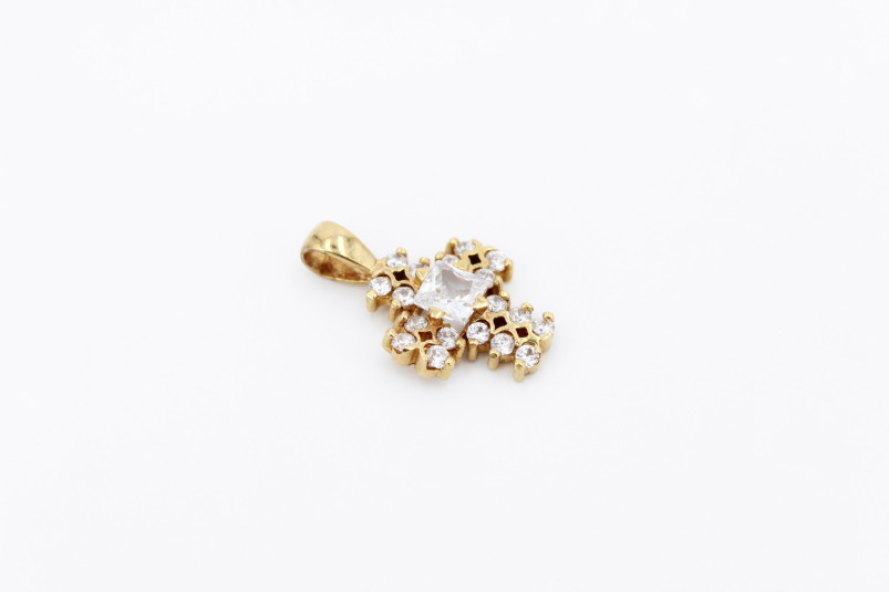 Cruz de oro de 18k. de segunda mano. Joyería de ocasión | ROYALHYSTERIA